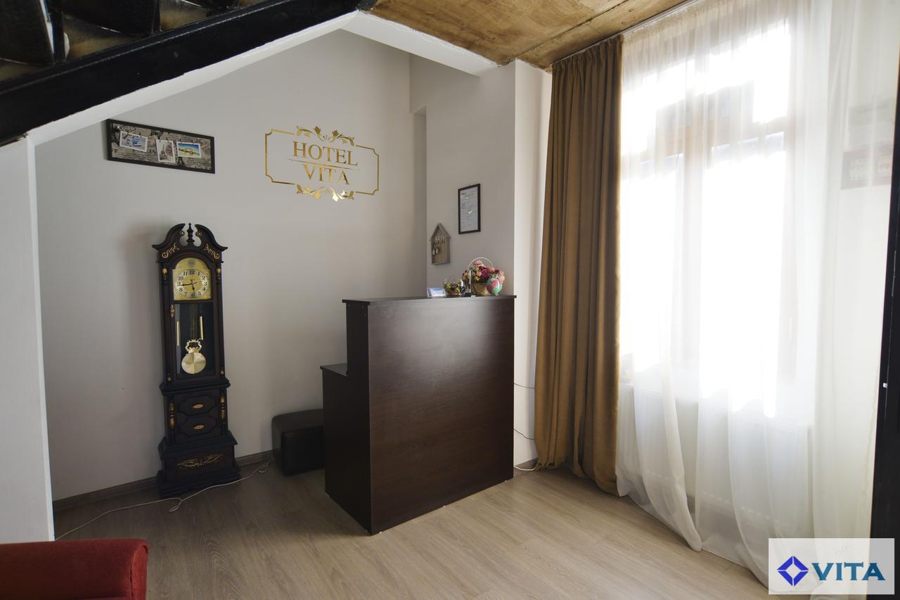 Hotel Vita Tbilissi Extérieur photo