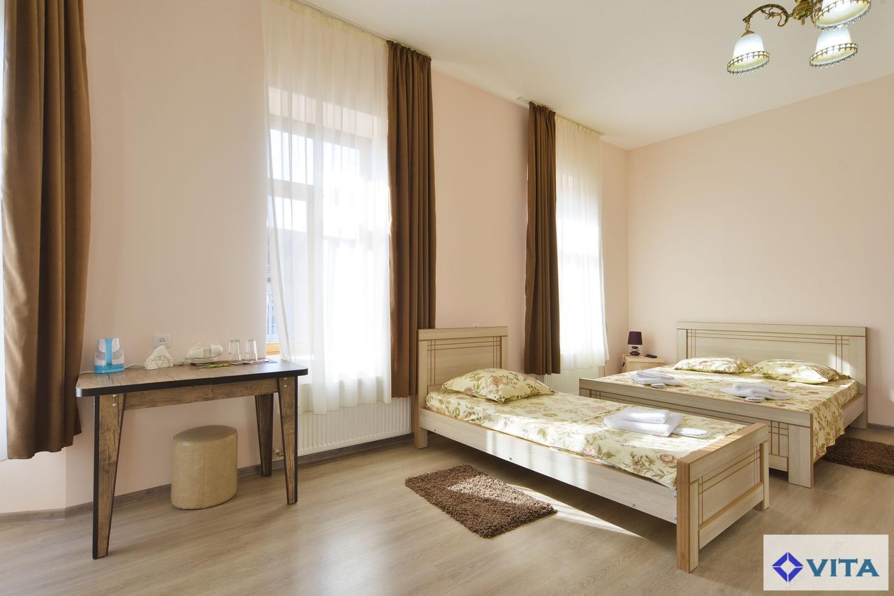 Hotel Vita Tbilissi Extérieur photo