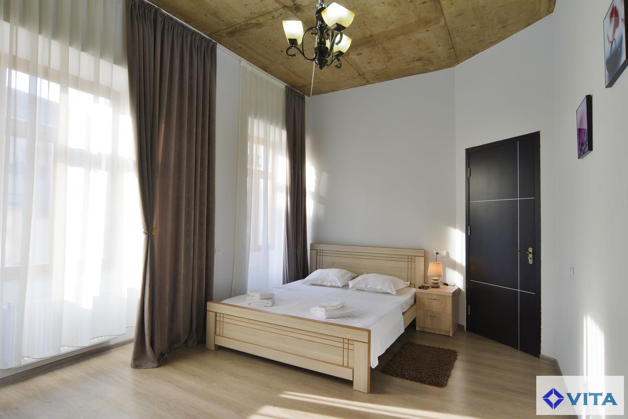 Hotel Vita Tbilissi Extérieur photo