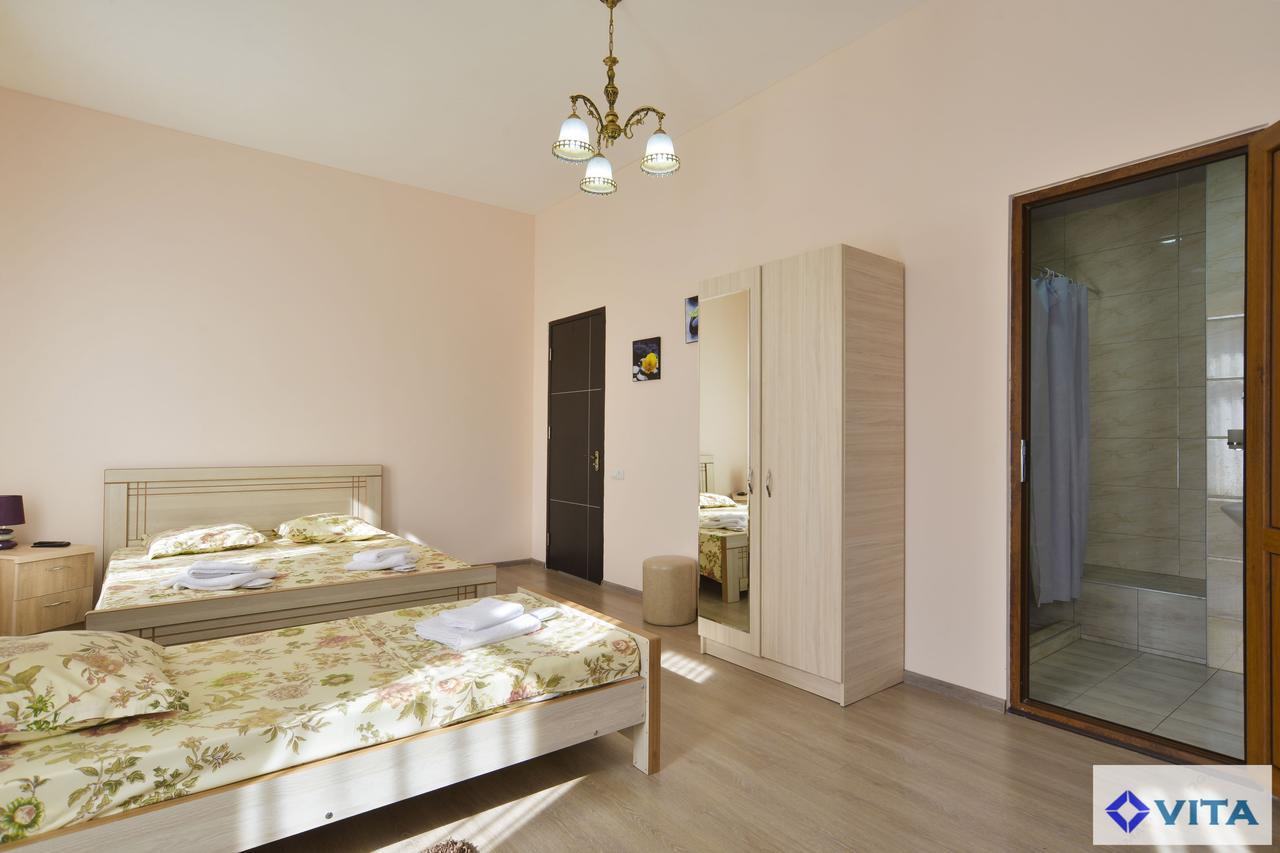 Hotel Vita Tbilissi Extérieur photo